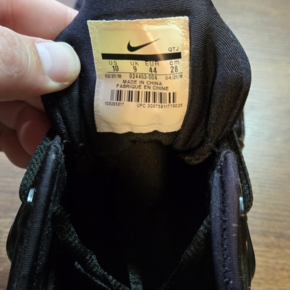 Nike Air Vapormax Plus Triple Black - Picture 5 of 7